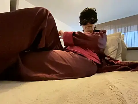 Snapshot of Marilou1983 chatting on February 10, 11:57 am Marilou1983 online show from February 10, 11:57 am