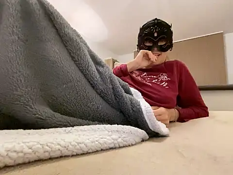 Snapshot of Marilou1983 chatting on March 7, 10:32 pm Marilou1983 online show from March 7, 10:32 pm