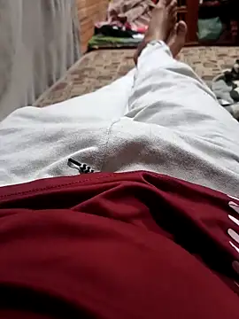 RS1995Poa1 online show from February 15, 11:03 pm