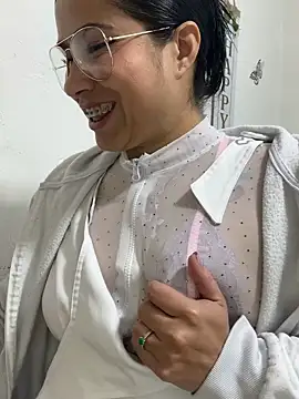 Sweet  Nurse1 online show from November 12, 7:03 pm