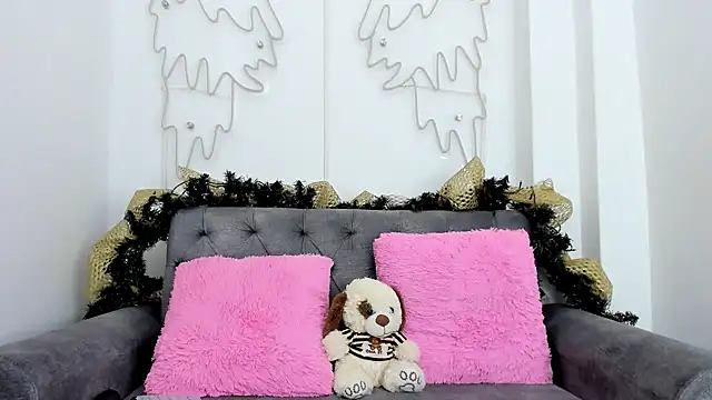 amber martinez online show from December 31, 11:20 am