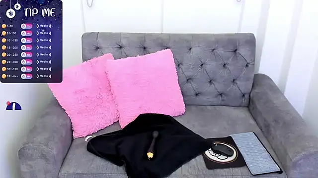amber martinez online show from January 18, 12:26 pm
