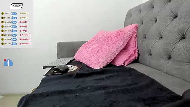 amber martinez online show from January 25, 6:24 pm
