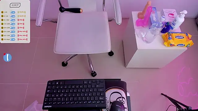amber martinez online show from March 13, 6:56 pm