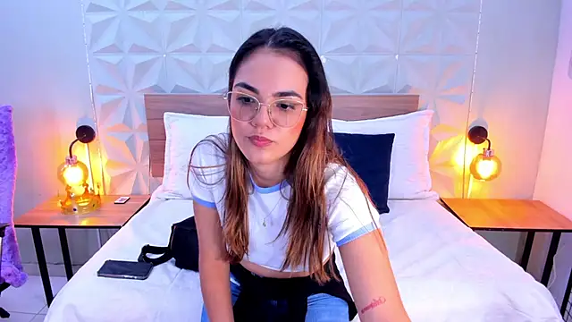 Stacey white  online show from September 14, 7:57 pm