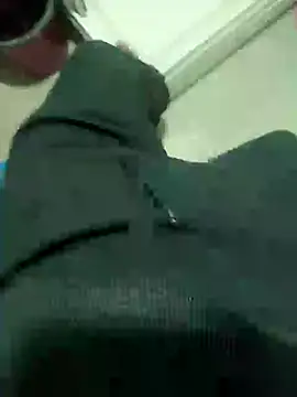 ekimeskim1 online show from December 7, 1:14 am