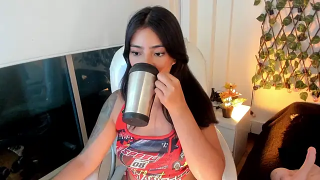 Snapshot of Vic_beckeer chatting on February 18, 4:52 am Vic beckeer online show from February 18, 4:52 am