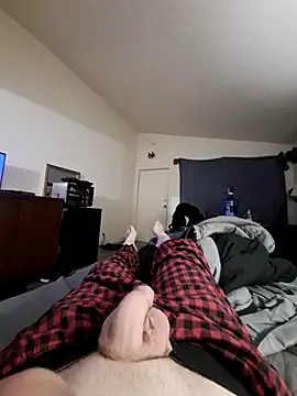 Snapshot of MickieFinnz1 chatting on February 18, 5:09 am MickieFinnz1 online show from February 18, 5:09 am