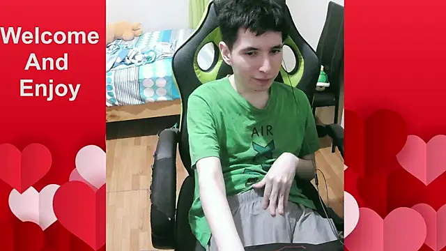 Twink martinboy online show from August 7, 12:01 am