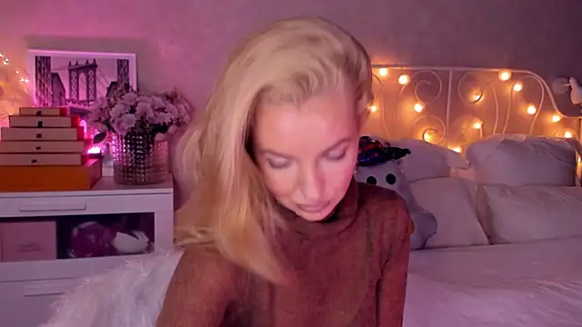 aestetick online show from November 4, 12:59 pm