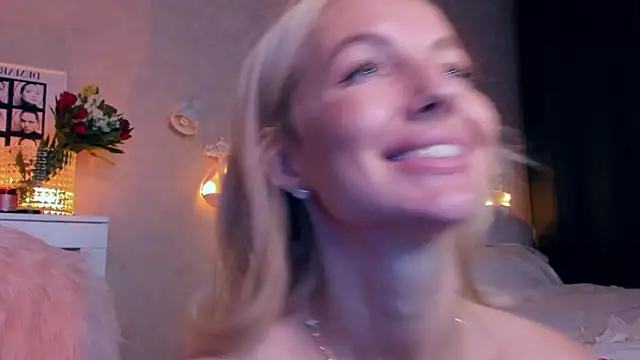 aestetick online show from March 23, 7:29 pm