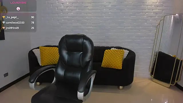 VeronicaCruz  online show from February 14, 9:56 am