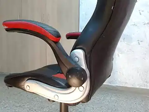 PaulinaRubio  online show from March 20, 10:18 pm