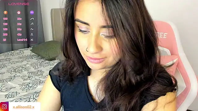Snapshot of x_allison chatting on January 14, 11:48 pm x allison online show from January 14, 11:48 pm