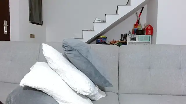 Gabrielaaxxx online show from February 8, 1:11 am