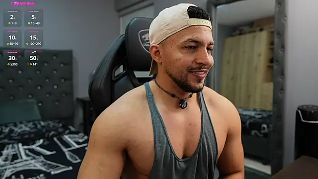 Snapshot of Martin_Logan chatting on March 30, 11:17 pm Martin Logan online show from March 30, 11:17 pm