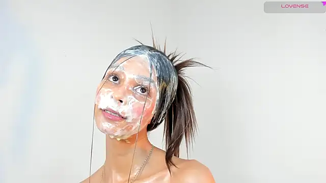 sofia quiros online show from February 8, 11:02 pm