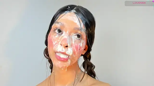 sofia quiros online show from March 11, 7:37 am