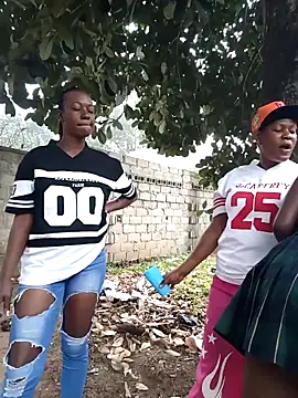 Snapshot of Broan_me chatting on March 1, 6:26 am Broan me online show from March 1, 6:26 am