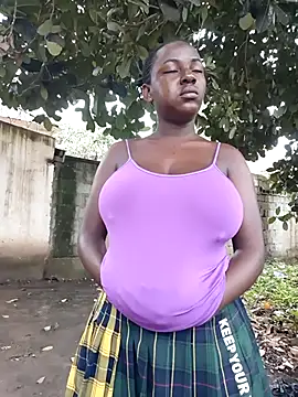 Snapshot of Broan_me chatting on March 22, 7:23 am Broan me online show from March 22, 7:23 am