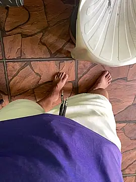 king cum  online show from December 11, 1:28 pm