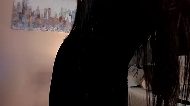 dakotaa   online show from December 8, 7:11 pm