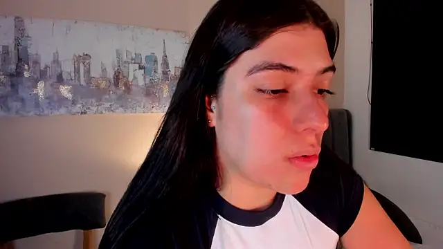 dakotaa   online show from December 16, 8:48 pm