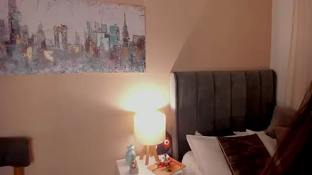 dakotaa   online show from December 16, 7:41 pm