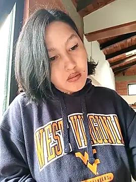 Snapshot of SamaraJay1 chatting on November 14, 1:43 pm SamaraJay1 online show from November 14, 1:43 pm