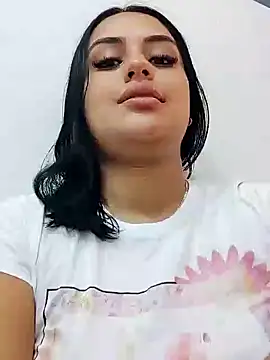 EmmaTorres  online show from December 3, 8:39 pm