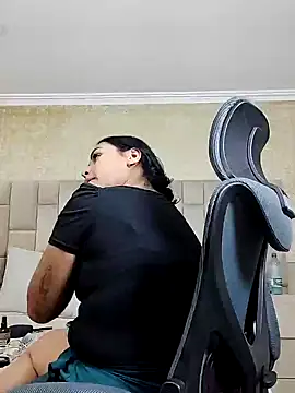 EmmaTorres  online show from December 13, 8:26 pm