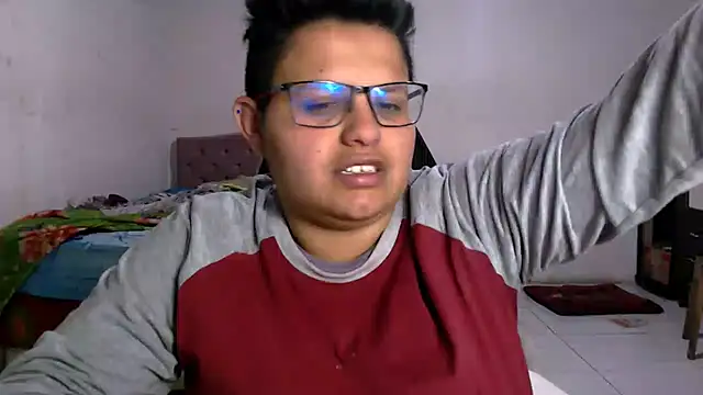 Snapshot of tatsumi_nao chatting on October 19, 6:36 am tatsumi nao online show from October 19, 6:36 am