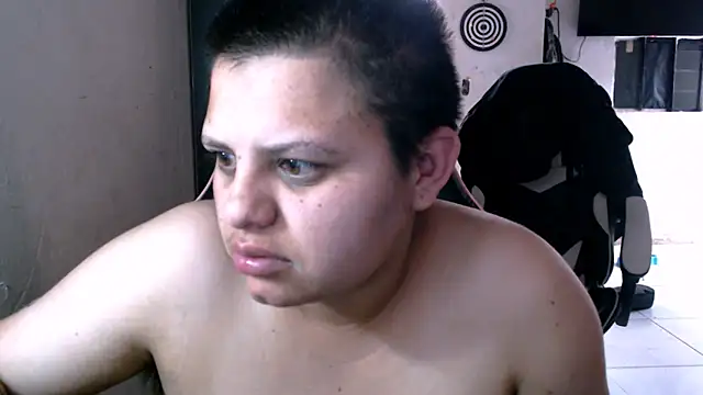 Snapshot of tatsumi_nao chatting on February 8, 7:06 pm tatsumi nao online show from February 8, 7:06 pm