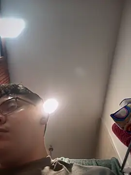 Snapshot of Parejasumisa27 chatting on December 14, 10:31 am Parejasumisa27 online show from December 14, 10:31 am