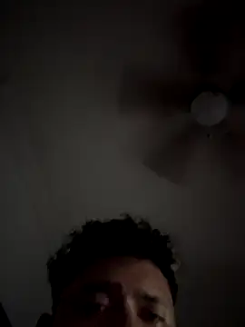 Snapshot of Parejasumisa27 chatting on December 15, 1:15 pm Parejasumisa27 online show from December 15, 1:15 pm