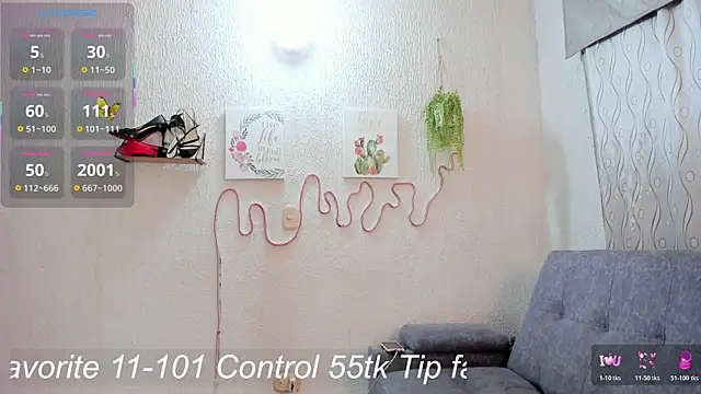 Snapshot of samanthaeliott22 chatting on November 25, 5:07 am samanthaeliott22 online show from November 25, 5:07 am