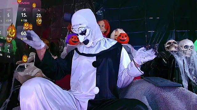 Veruzca love online show from October 31, 3:13 pm