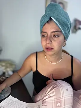 Cloew Marz online show from February 13, 11:26 pm