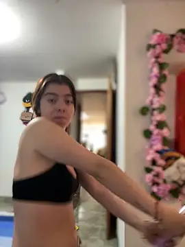 Snapshot of Cloew_Marz chatting on April 29, 4:22 pm Cloew Marz online show from April 29, 4:22 pm