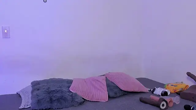 Snapshot of crystalvazquez chatting on October 31, 12:06 pm crystalvazquez online show from October 31, 12:06 pm