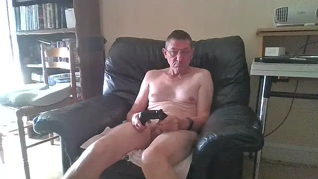 Snapshot of Jaimma45 chatting on October 20, 8:26 am Jaimma45 online show from October 20, 8:26 am