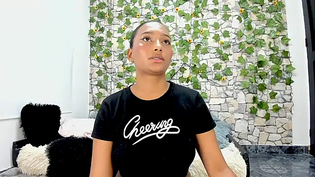 Snapshot of Pandora_gu chatting on December 21, 7:06 pm Pandora gu online show from December 21, 7:06 pm