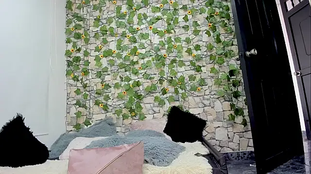 Snapshot of Pandora_gu chatting on February 11, 7:38 pm Pandora gu online show from February 11, 7:38 pm