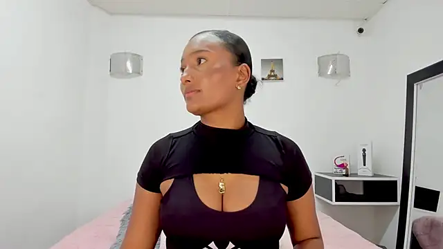 Snapshot of Pandora_gu chatting on March 18, 8:15 pm Pandora gu online show from March 18, 8:15 pm