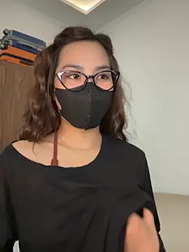 Lilisa miu online show from February 3, 6:40 am