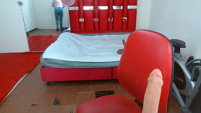 krystal thomson online show from September 25, 3:49 pm