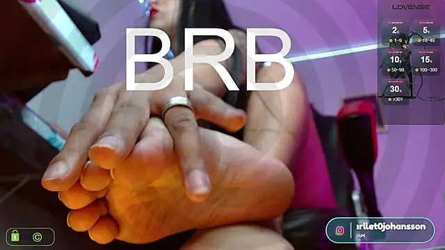 Snapshot of Miss_scarllet_ chatting on January 17, 1:03 pm Miss scarllet online show from January 17, 1:03 pm