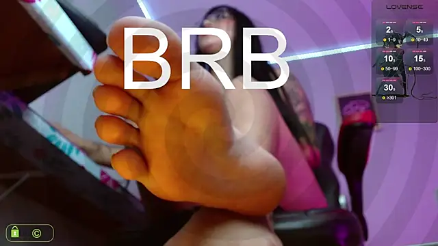 Snapshot of Miss_scarllet_ chatting on January 31, 1:02 pm Miss scarllet online show from January 31, 1:02 pm