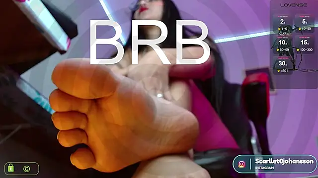 Snapshot of Miss_scarllet_ chatting on February 25, 4:31 pm Miss scarllet online show from February 25, 4:31 pm