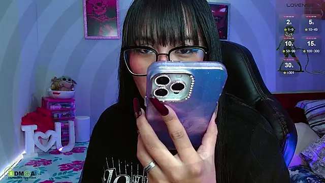 Snapshot of Miss_scarllet_ chatting on March 5, 1:28 pm Miss scarllet online show from March 5, 1:28 pm